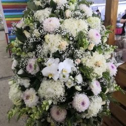 Ритуальный венок из живых цветов_28