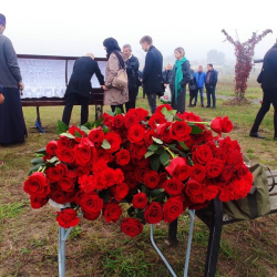 Похорон Біле кладовище