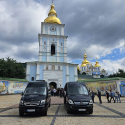 Похоронний транспорт