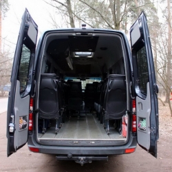 Ритуальний транспорт VIP Mercedes підвищеного комфорту (15 місць)