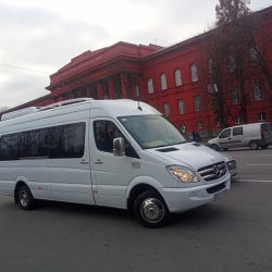 Ритуальний транспорт Mercedes (17 місць)