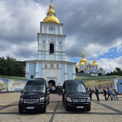 Похоронний транспорт