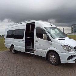 Ритуальний транспорт Mercedes (17 місць) 